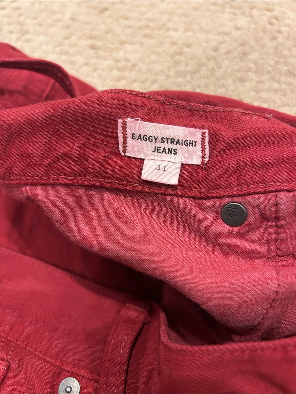 Madewell The Baggy Straight Jean in Deep Burgundy Red - Picture 4 of 11